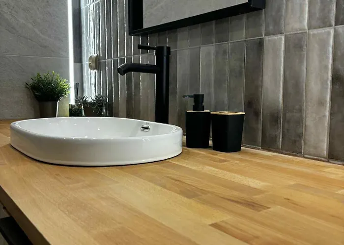 Dom Winna Gorka * Miastko (Leszno)